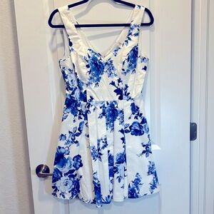 Fit & Flare dress with pockets
